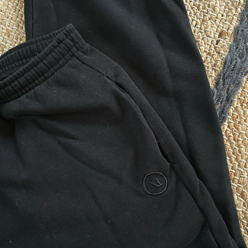 Vuori Black Track Pants - Picture 6 of 7
